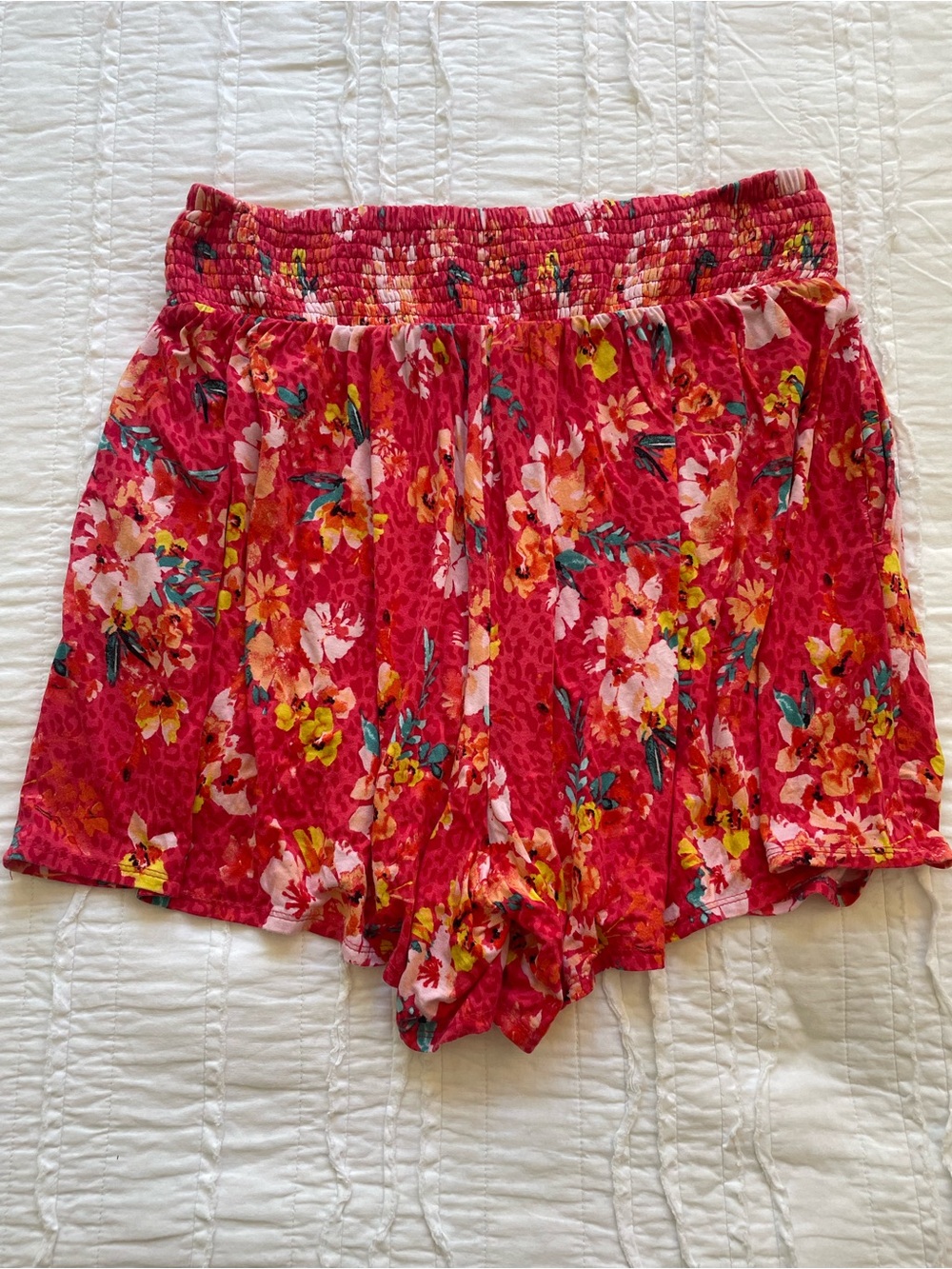 torrid Red/Pink Tripical Floral High-Waist Women’s Shorts | L